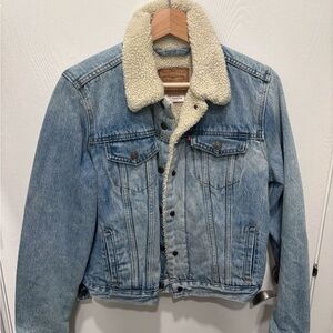 Levi's Cream Sherpa Jacket with Light Blue Denim Accent and Brown Leather Patch